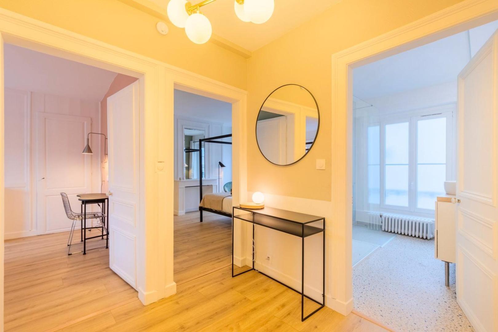 3 Bedroom Apartment On The Grand Place Lille Exterior foto